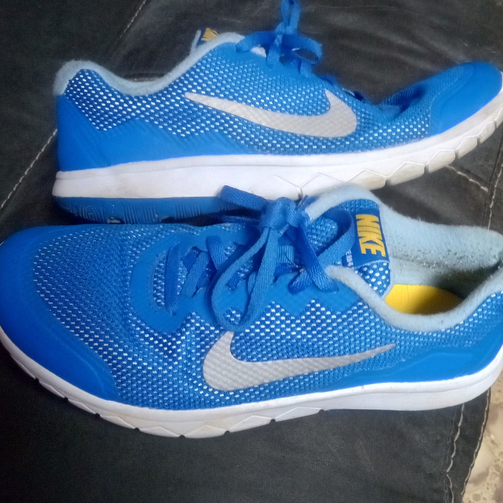 Nike Kids Blue and White Sneakers